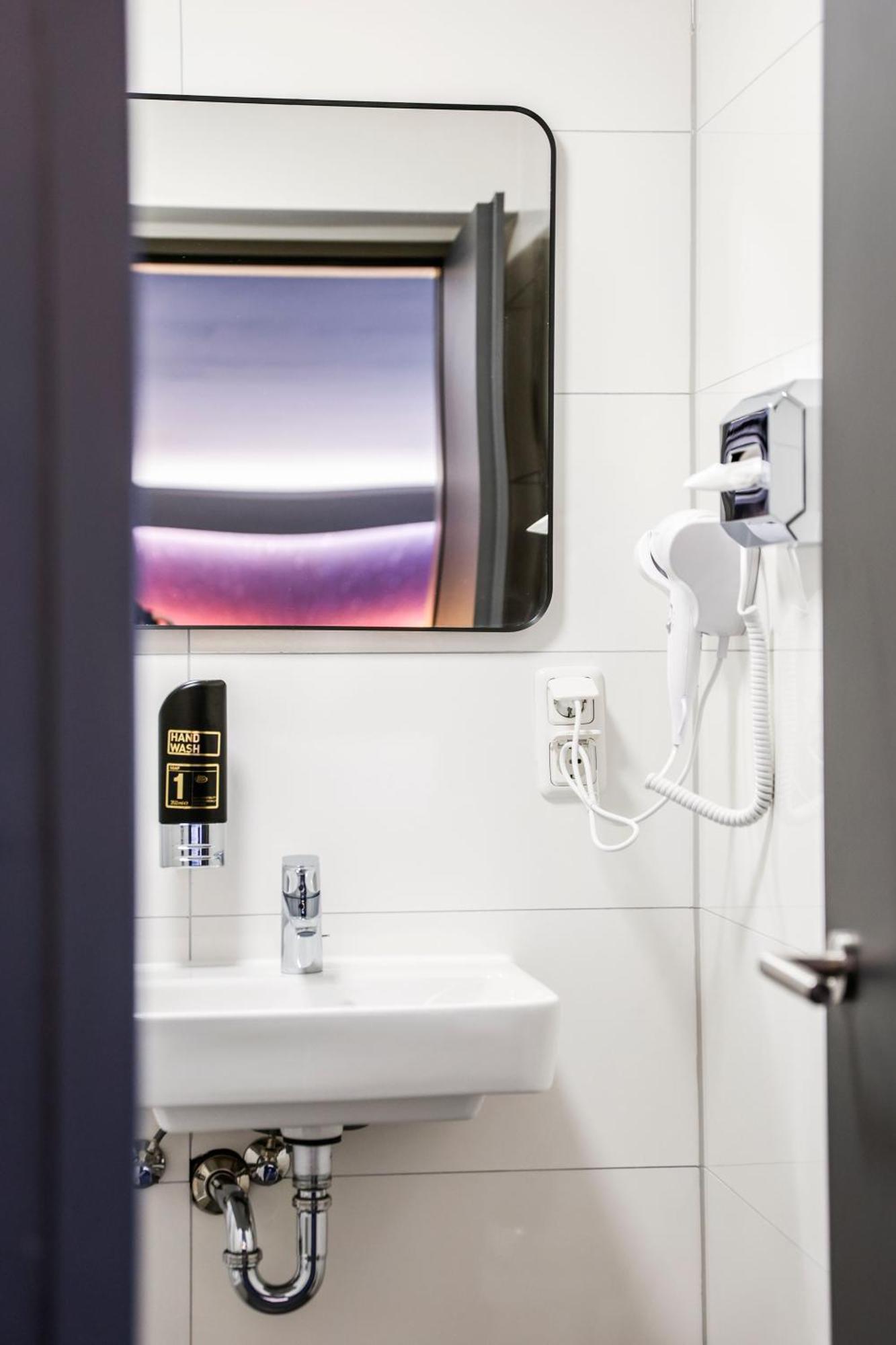 Sleephotels Cosmos Hamburg Luaran gambar